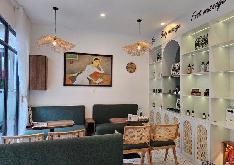 Ho Chi Minh Spa District 1 Shinrin Spa: Listen to Korean songs and transform your face and body
