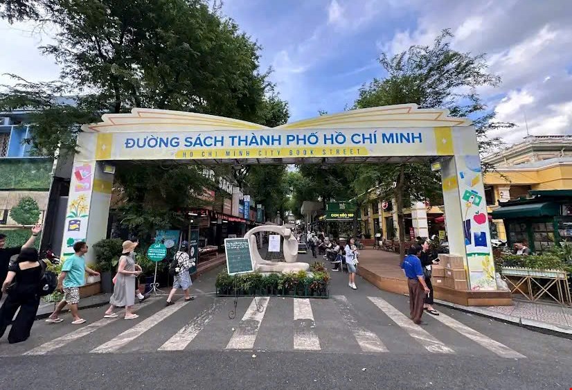 📚🌿 Shinrin Spa – The Perfect Place to Relax After Visiting Ho Chi Minh City’s Book Street 🌿📚